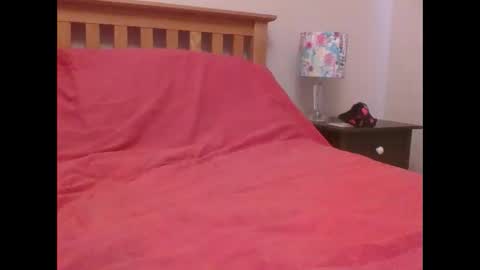 annecharlie online show from 10/24/25, 07:27