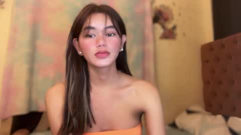 Snapshot of annedee_ chatting on 12/26/24, 09:44 Kim online show from 12/26/24, 09:44