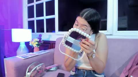 Anne online show from 11/23/25, 03:06