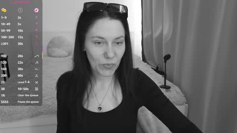 Snapshot of annemorie chatting on 04/08/26, 05:51 Annemorie online show from 04/08/26, 05:51