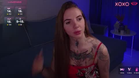 Snapshot of annetenet chatting on 01/07/26, 08:17 Annet online show from 01/07/26, 08:17