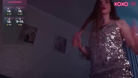 Snapshot of annetenet chatting on 02/05/26, 08:19 Annet online show from 02/05/26, 08:19