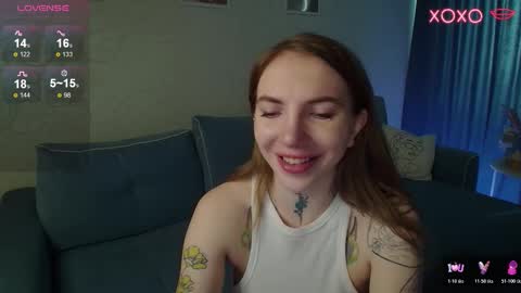 Snapshot of annetenet chatting on 02/26/26, 08:24 Annet online show from 02/26/26, 08:24