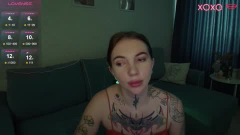 Snapshot of annetenet chatting on 03/07/26, 09:06 Annet online show from 03/07/26, 09:06