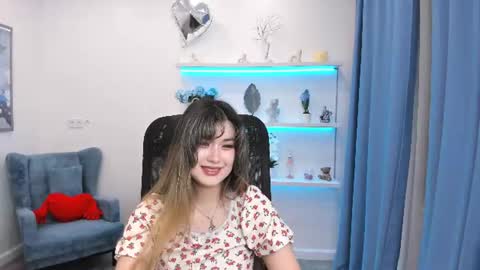annetli online show from 06/19/26, 04:06