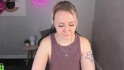 Snapshot of annette_potter chatting on 03/19/26, 02:15 Joyce Howard online show from 03/19/26, 02:15