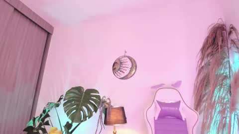 Angel online show from 09/09/25, 05:23