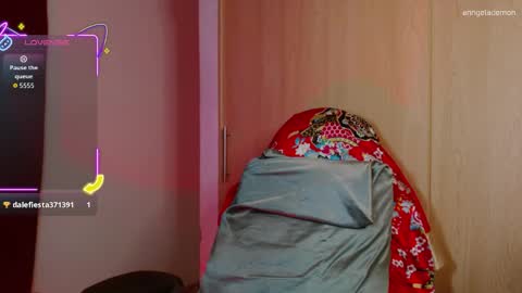 ANGEL  independent model  online show from 10/28/25, 05:44