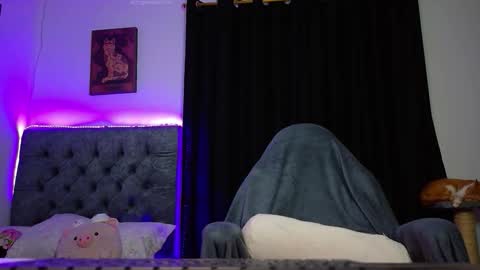 ANGEL  independent model  online show from 02/21/26, 03:51