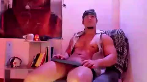 Snapshot of annibal_toro chatting on 06/24/26, 12:59 darg online show from 06/24/26, 12:59