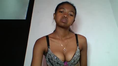 annica86 online show from 06/22/26, 10:01