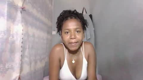 Snapshot of annick98 chatting on 03/07/26, 10:01 annick98 online show from 03/07/26, 10:01