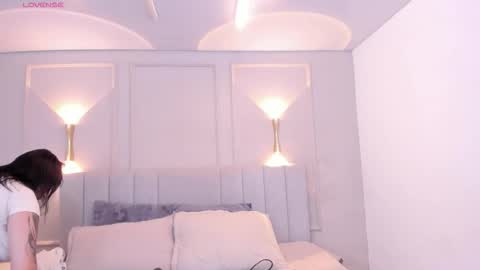 Snapshot of annie_20_ chatting on 02/04/26, 12:11 annie_20_ online show from 02/04/26, 12:11