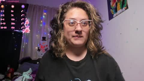 Snapshot of annie_bigboobs_ chatting on 01/07/25, 11:24 Ana Bolena independent model online show from 01/07/25, 11:24