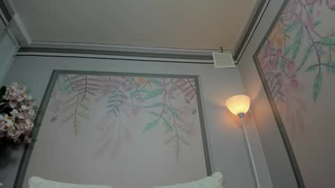 annie_cute18 online show from 10/31/25, 03:40