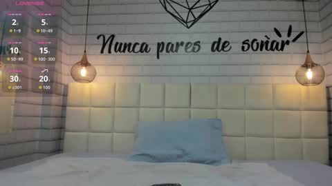 annie_cute18 online show from 11/06/25, 10:05