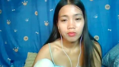 Snapshot of annie_cute34 chatting on 05/19/26, 06:47 annie_cute34 online show from 05/19/26, 06:47