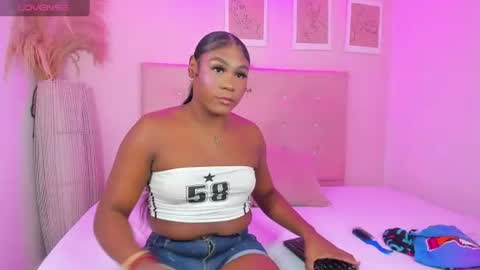 annie_dolce_ online show from 06/20/26, 01:14