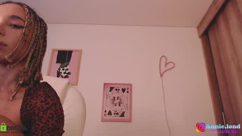 Annie online show from 12/20/24, 03:00