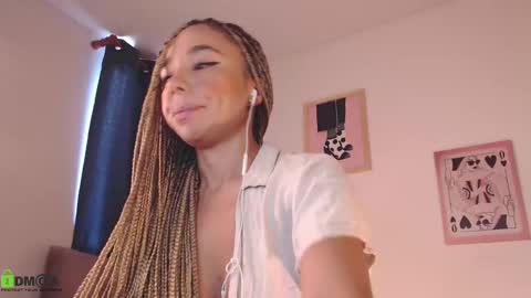 Annie online show from 03/12/25, 12:57