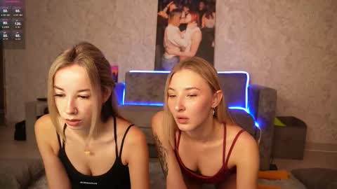 Snapshot of annie_f0x chatting on 10/01/25, 03:45 Annie Hey sweeties I will be online 2 December in 230 am GMT time online show from 10/01/25, 03:45