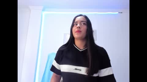 Snapshot of annie_sweet6 chatting on 02/03/26, 05:29 Annie online show from 02/03/26, 05:29