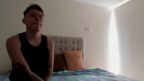 Annie And Leandro online show from 11/11/25, 07:47