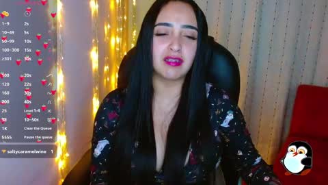 Snapshot of anniehh_ chatting on 01/17/25, 05:00 Annie Independent model Hello all offline tokens are appreciated thank you for your support.33 online show from 01/17/25, 05:00