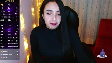 Snapshot of anniehh_ chatting on 01/26/25, 07:32 Annie Independent model Hello all offline tokens are appreciated thank you for your support.33 online show from 01/26/25, 07:32