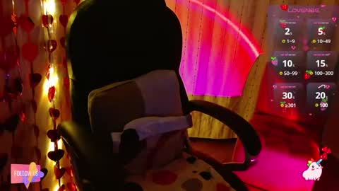 Snapshot of anniehh_ chatting on 03/06/25, 10:09 Annie Independent model Hello all offline tokens are appreciated thank you for your support.33 online show from 03/06/25, 10:09