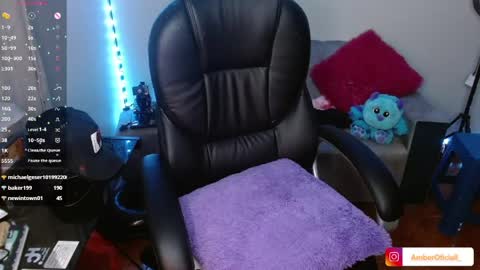 Snapshot of anniehh_ chatting on 05/29/26, 11:36 Annie Independent model Hello all offline tokens are appreciated thank you for your support.33 online show from 05/29/26, 11:36
