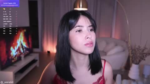 anniehillofficial_ online show from 09/14/25, 09:03