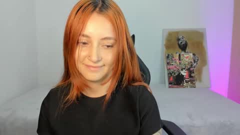 Snapshot of anniemora_ chatting on 02/19/26, 11:34 Annie online show from 02/19/26, 11:34