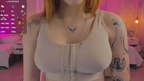 VIVIANNA online show from 02/25/25, 06:36