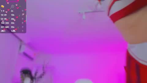 Snapshot of anniita_ chatting on 11/17/25, 03:23 VIVIANNA online show from 11/17/25, 03:23