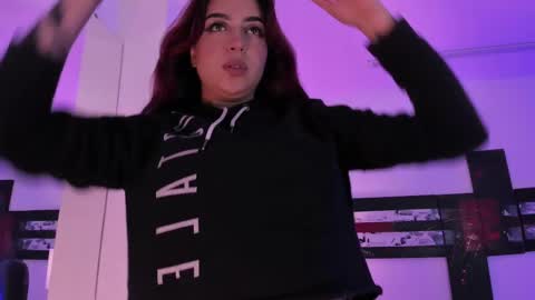 Annika online show from 02/19/25, 06:43