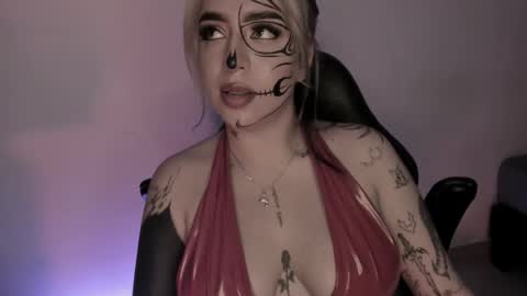 Annika online show from 10/30/25, 05:09