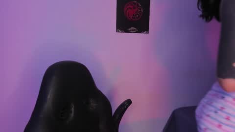 Annika online show from 11/15/25, 04:14