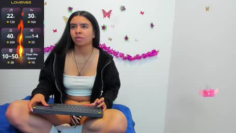 annie online show from 10/23/25, 08:13