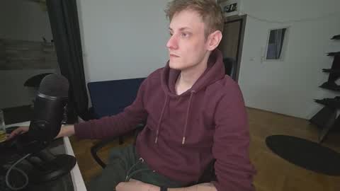    online show from 11/21/25, 02:05