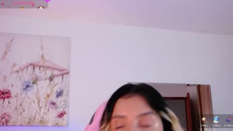 Antonella Lee online show from 11/18/25, 08:02