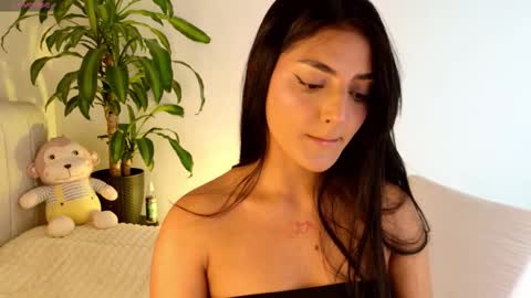 SOFIA INDEPENDENT MODEL online show from 09/22/25, 02:24