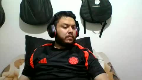 Snapshot of annubixxx69 chatting on 09/24/25, 04:10 lion kennedy independent model moderator online show from 09/24/25, 04:10