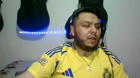 Snapshot of annubixxx69 chatting on 10/25/25, 02:41 lion kennedy independent model moderator online show from 10/25/25, 02:41