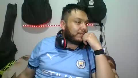 Snapshot of annubixxx69 chatting on 10/31/25, 09:54 lion kennedy independent model moderator online show from 10/31/25, 09:54