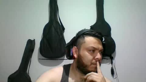 Snapshot of annubixxx69 chatting on 11/01/25, 10:39 lion kennedy independent model moderator online show from 11/01/25, 10:39