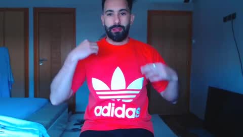 Snapshot of annuler_9 chatting on 01/19/25, 10:17 adrenalinE online show from 01/19/25, 10:17