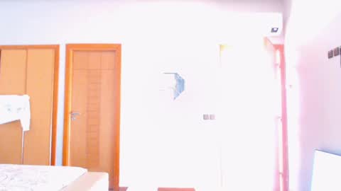 Snapshot of annuler_9 chatting on 01/20/25, 01:00 adrenalinE online show from 01/20/25, 01:00