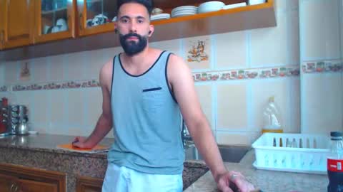 Snapshot of annuler_9 chatting on 10/18/25, 03:02 adrenalinE online show from 10/18/25, 03:02