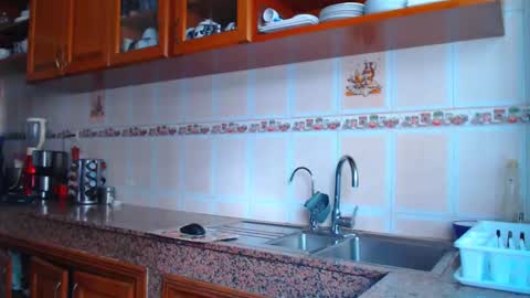 Snapshot of annuler_9 chatting on 11/03/25, 02:18 adrenalinE online show from 11/03/25, 02:18